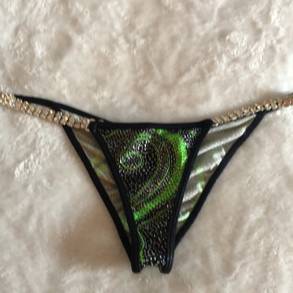 Custom competition suit - Picture 4 of 10